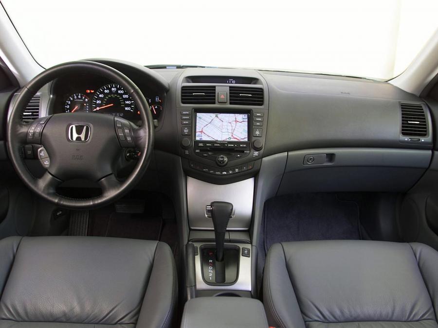 Honda Accord Coupe 2003 года  (US) (фото 11 из 12)